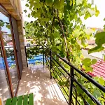 Гостевой дом Casa Amelie 3*