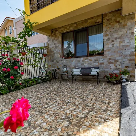 Casa Amelie 3* Мангалия