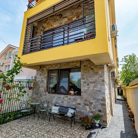 Casa Amelie Pensjonat Mangalia
